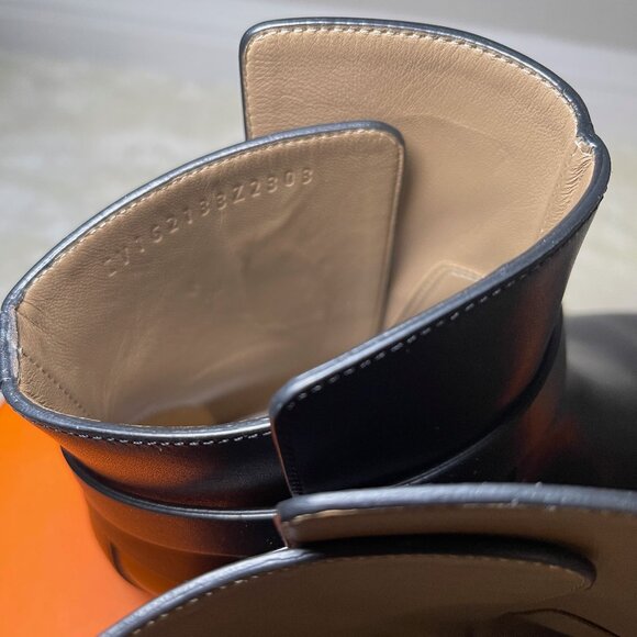 Hermes Neo Ankle Boot with Kelly Buckle in Noir Black Size 41 - Picture 6 of 12